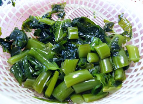 Wakame Dressed in Red Oil recipe
