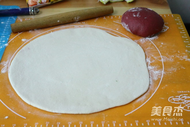 Three-color Hanamaki with Soy Milk Flavor recipe