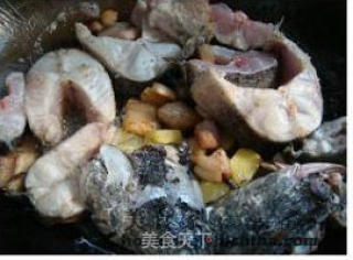 Choi Fish Braised Lotus Root recipe