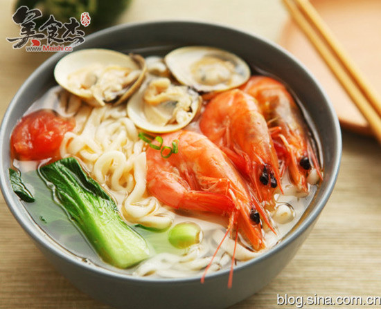 Seafood Longevity Noodle recipe