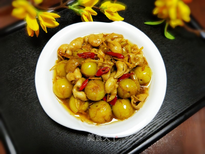 Fried Pig Intestines with Plums recipe