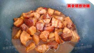 Braised Pork with Taro recipe