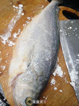 Beer Fried Braised Yellow Croaker recipe