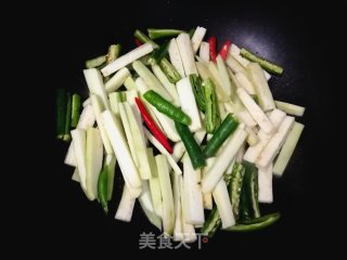 Stir-fried Eggplant Strips with Green and Red Peppers recipe