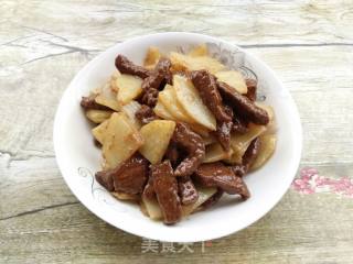Fried Beef with Potato Chips recipe