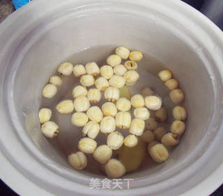 Small Intestine Lotus Seed Soup recipe