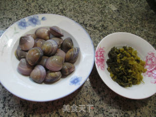 Clam Soup with Pickled Vegetables recipe