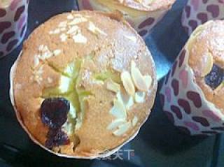 The First Piece of Cake in Life-paper Cup Cranberry Cake recipe