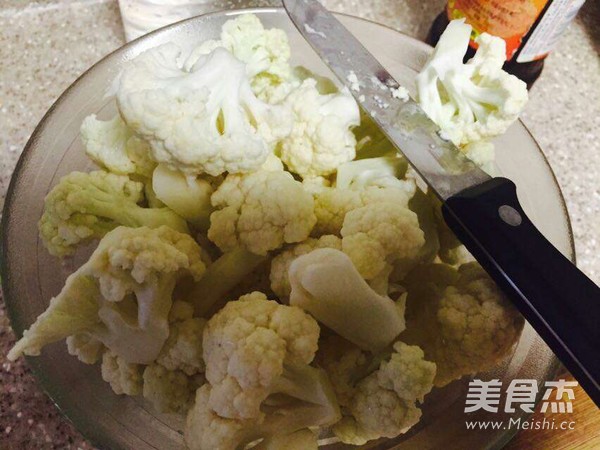 Lao Gan Ma Stir-fried Cauliflower recipe