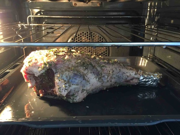 Lazy Western Roast Leg of Lamb recipe