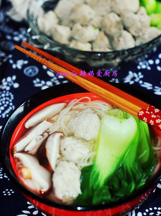 The Making Process of A Bowl of Fish Ball Noodles recipe