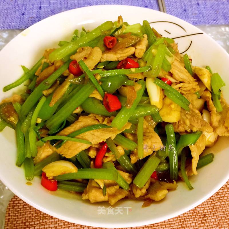 Fried Celery with Pork recipe