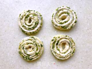 Egg Chives Flower Cake recipe