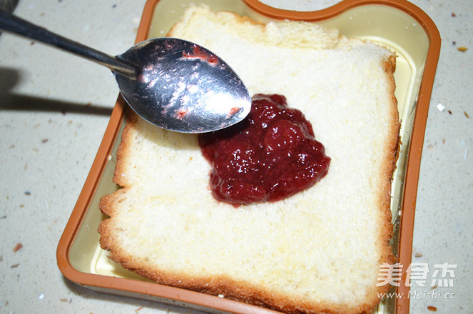 Strawberry Pocket Bread recipe