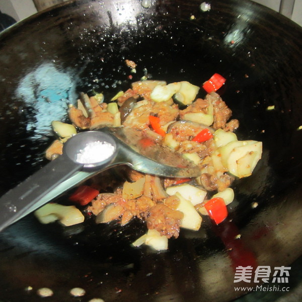 Stir-fried Donkey Meat with Fresh Mustard recipe