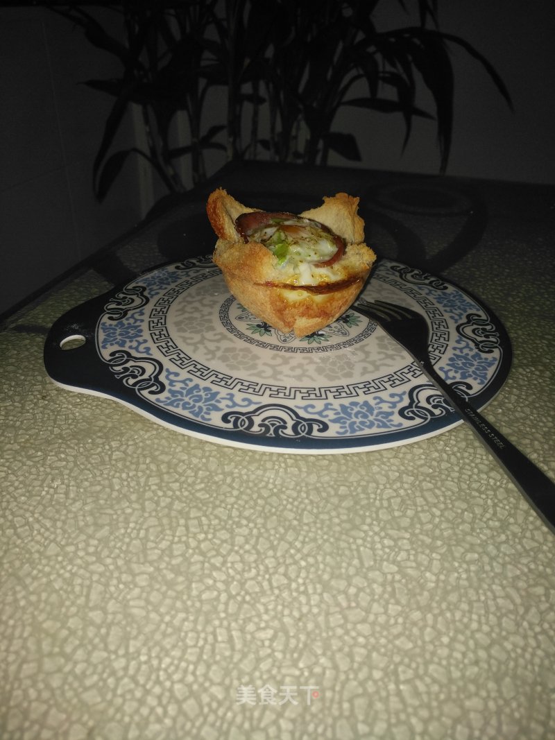 Nutritious Breakfast: Egg Ham Toast Cup recipe