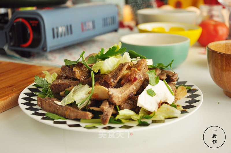 Steak Salad A Kitchen Made Cast Iron Pot Edition recipe