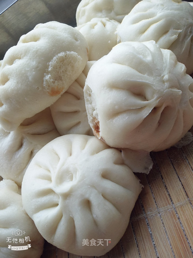 Sauce-flavored Delicious Meat Buns recipe