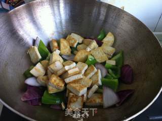 Tofu with Green Peppers and Green Onions recipe