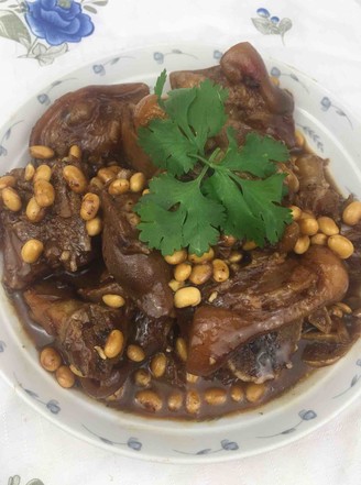 Braised Pork Knuckles recipe