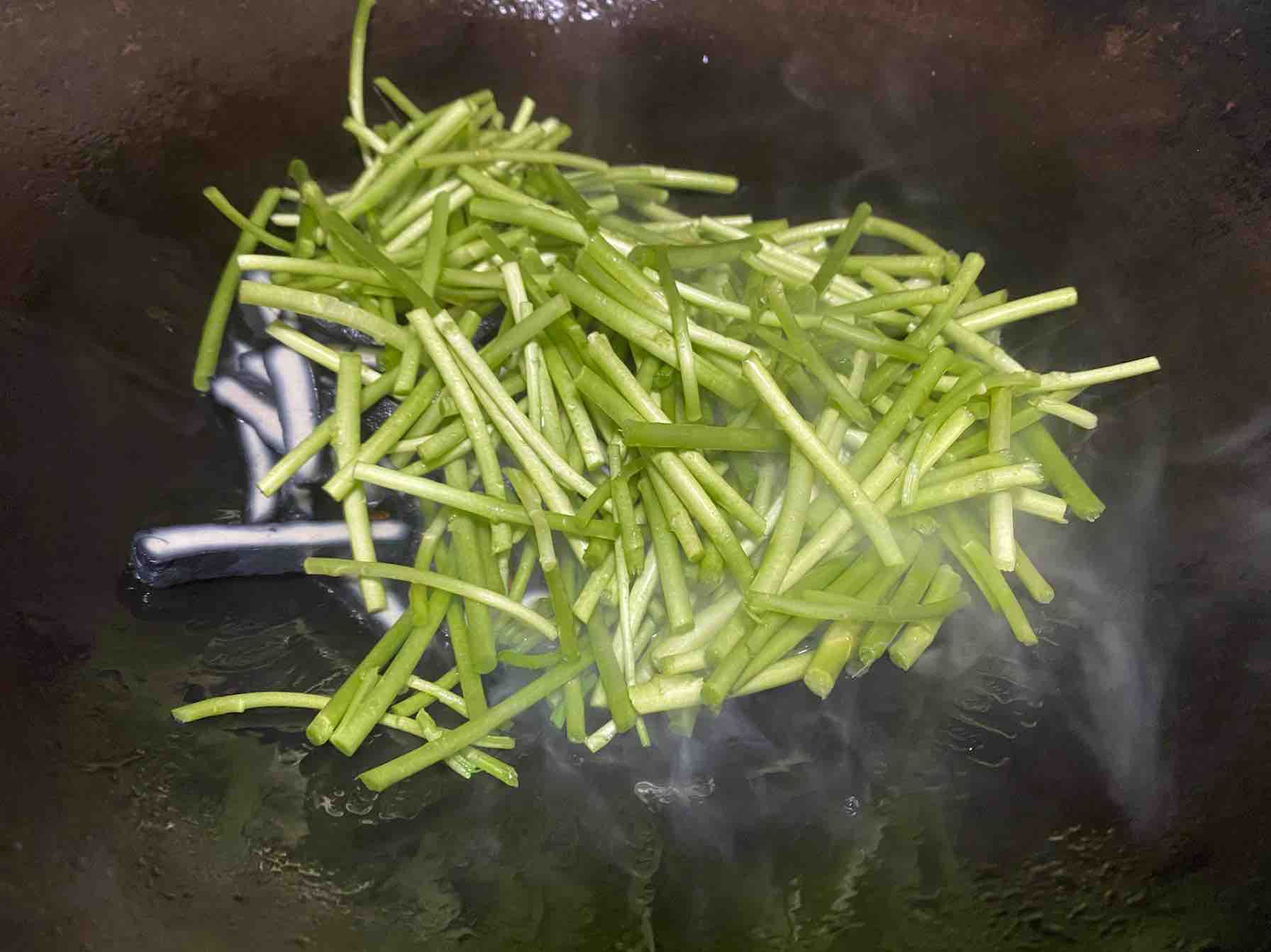 Stir-fried Wormwood recipe