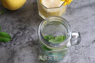 Honey Lemon Mint Juice recipe