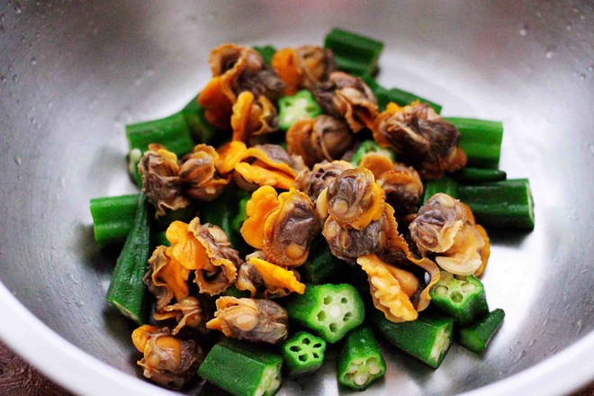 Horseradish Warm Mixed Okra Clams recipe