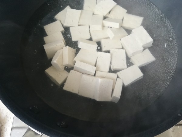 Stewed Tofu with Mushroom and Pickled Vegetables recipe