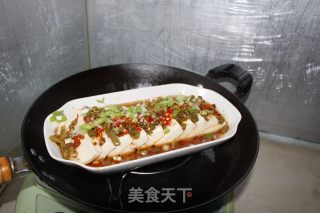 Steamed Tofu with Chopped Pepper and Sour Dried Beans recipe