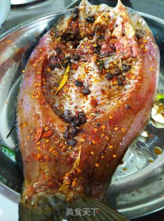 #aca Baking Star Competition# [roasted Fish with Bean Drum and Garlic] Electric Oven Home Edition recipe