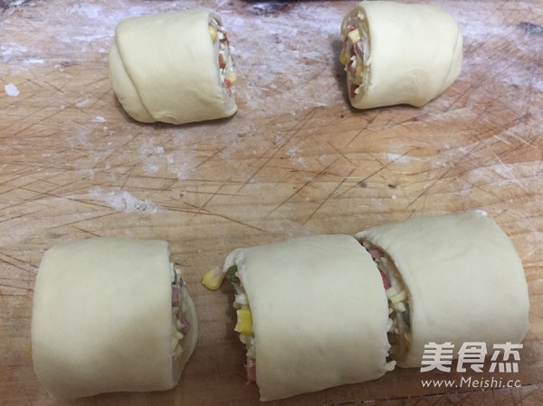 Mixed Vegetables, Ham and Cheese Roll Bread recipe