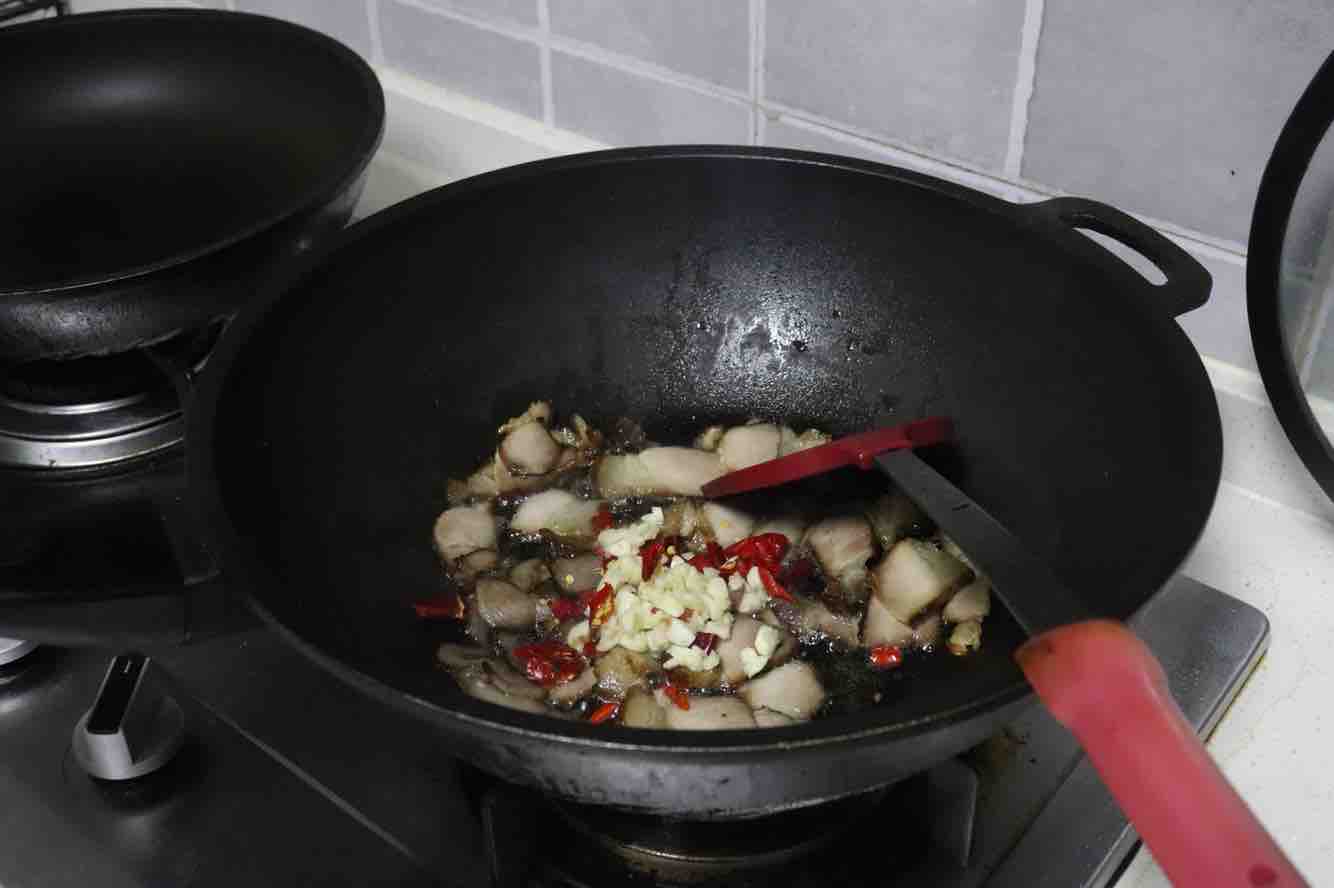 Cauliflower Stir-fried Bacon recipe