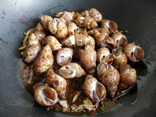 Spicy Fried Flower Conch recipe