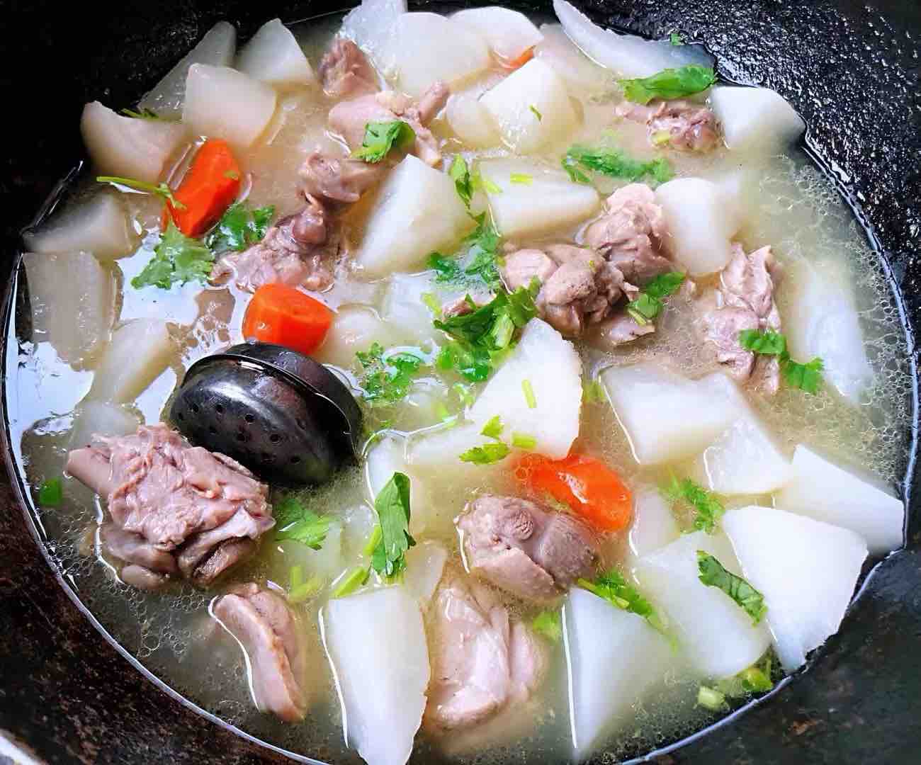 Duck Leg Stewed with White Radish recipe