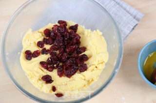 [cranberry Souffle], The Whole Family Loves to Eat recipe