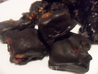 Chocolate Soft Peanut Candy-snickers recipe