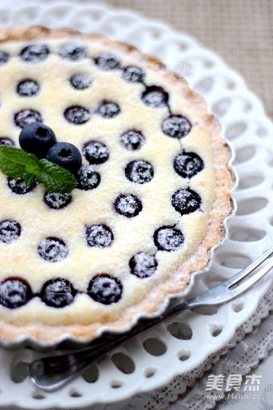 Popped Blueberry Cheese Tart recipe