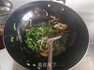 Stir-fried Malan Head with Bacon recipe