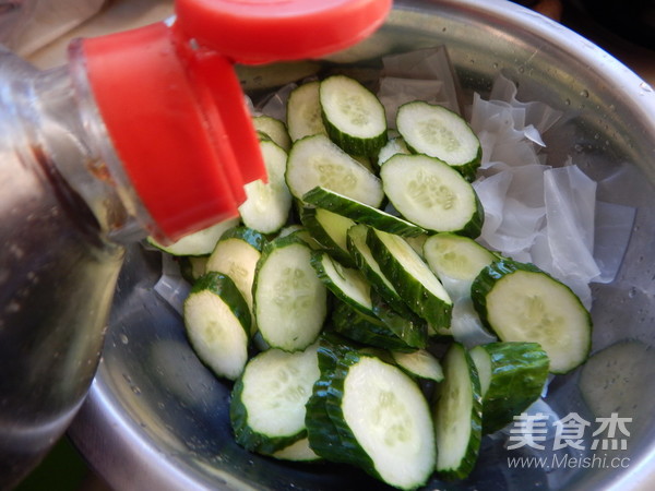 Cucumber Chilled Vermicelli recipe