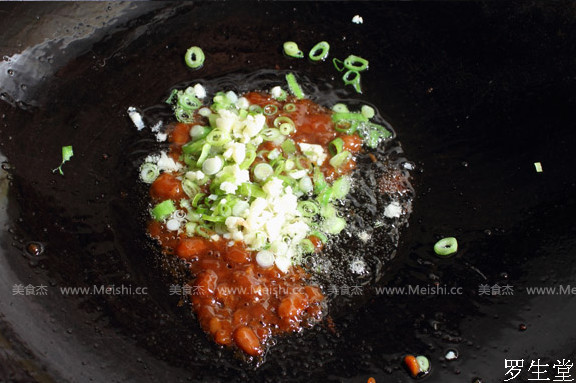 Braised Spring Silkworm Shrimp with Tofu recipe