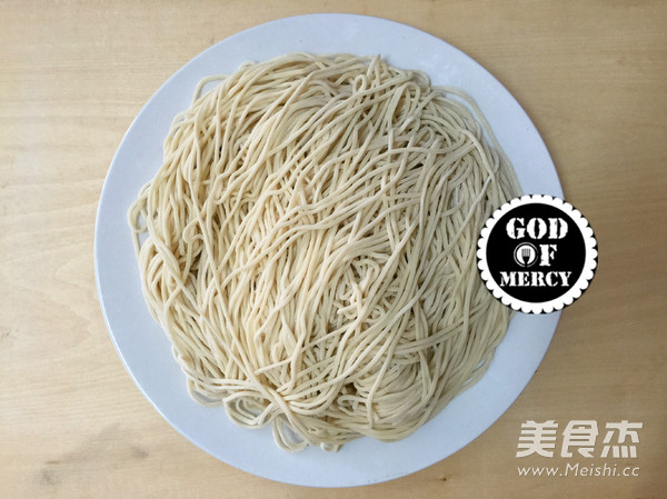 Inheriting Mother's Handmade Noodles-rich and Powerful Soup and Pork Noodles recipe