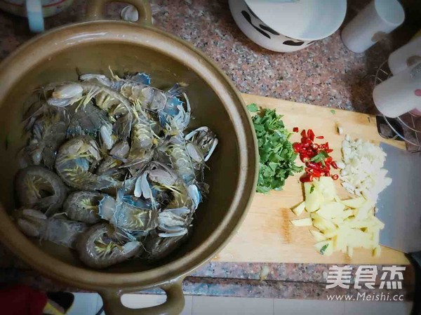 Chaoshan Raw Pickled Prawns (also Known As Mantis Shrimp, Pippi Prawns) recipe