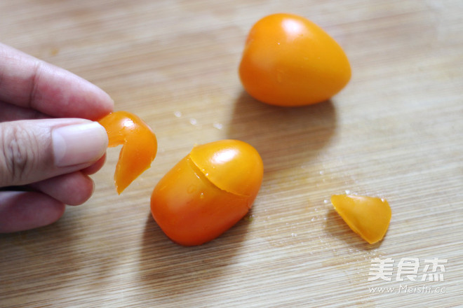 Cherry Tomatoes Become Cute Rabbits recipe