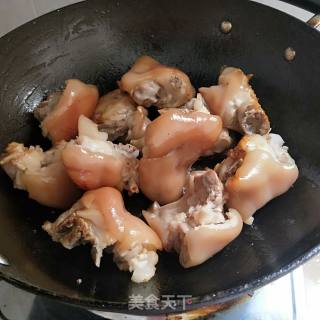 Peanut Stewed Trotter recipe