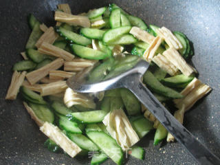 Fried Cucumber with Yuba recipe