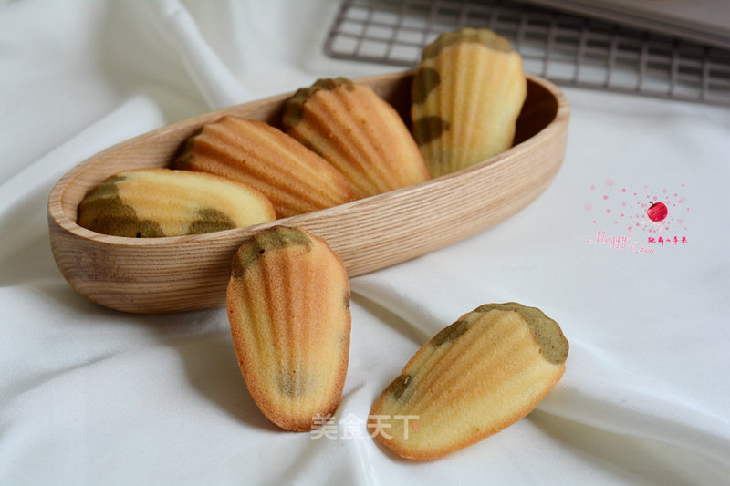 #aca烤明星大赛#two-color Madeleine Cake recipe