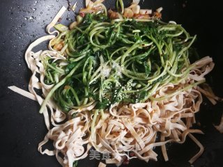 Stir-fried Thousands of Malan Tou recipe