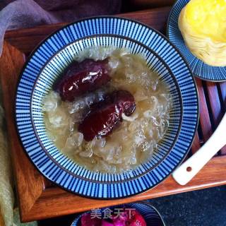 Red Date and Tremella Soup recipe