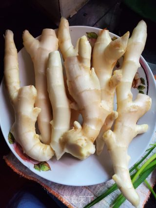 Vinegar Pickled Ginger recipe