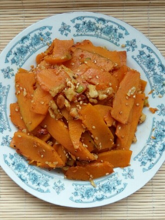 Fried Pumpkin with Nuts recipe